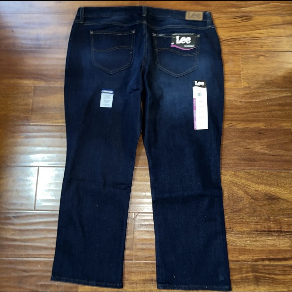 WOMENS LEE REGULAR FIT STRAIGHT LEG MID RISE STRETCH DENIM JEAN SZ 20 PETITE NWT